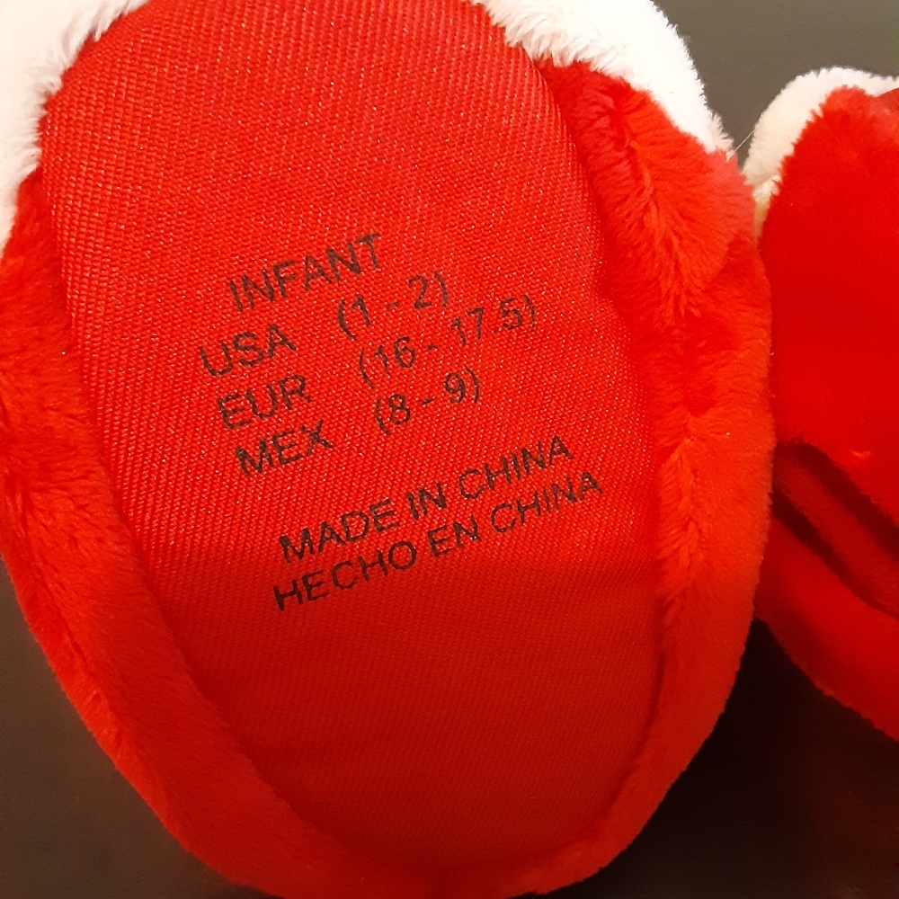 Slippers - Picture 2 of 2